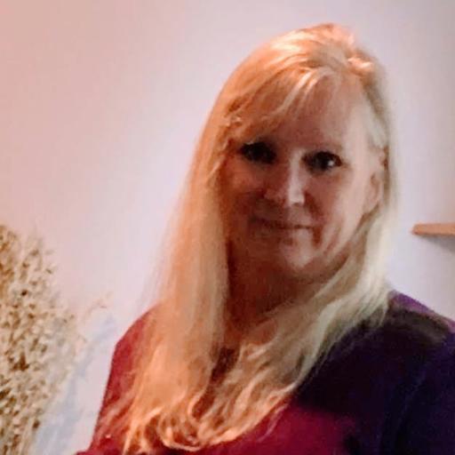Judi is a psychic medium and tarot reader with 30+ years’ experience connecting to spirit guides, angels, ancestors, and higher self for guidance.